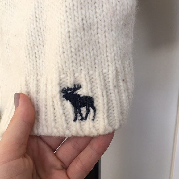 Abercrombie & Fitch wool cardigan - Picture 2 of 5